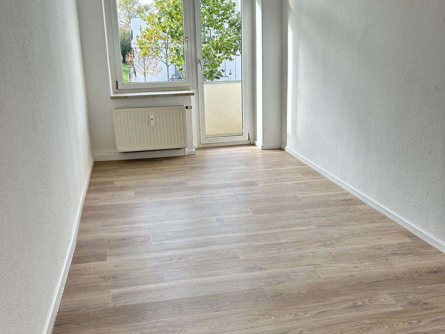 +++NEU RENOVIERTE WOHNUNG MIT EBK UND ZWEI BALKONE IN DIREKTER UNI-NÄHE+++ – Chemnitz – Vorschaubild 6