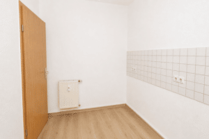 WG-geeignete 2-Zimmer-DG-Wohnung im Herzen von Erfurt – 99085 Erfurt – Vorschaubild 3