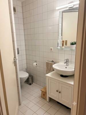 Zentrale & ruhige Lage: Helle 4-Zimmer – Ohne Maklerprovision! – 80809 München – Vorschaubild 8