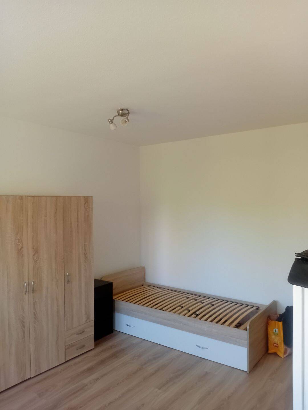 Single Wohnung ab sofort zu vermieten, komplett möbliert!