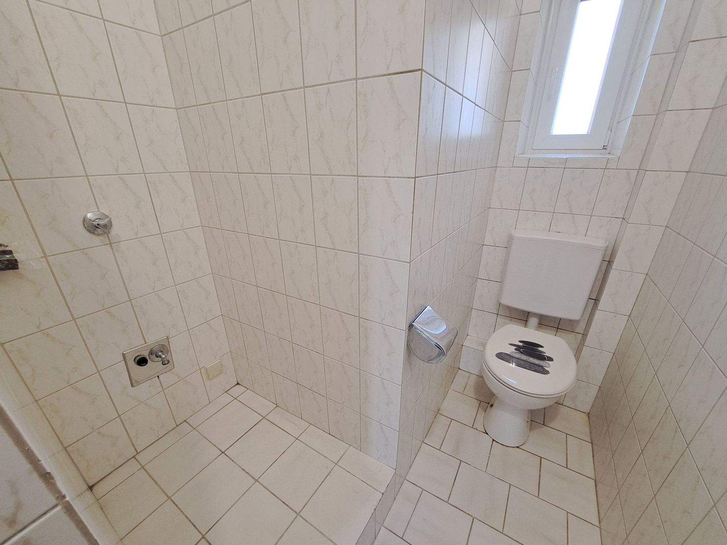 Renovierte 3-Zimmer-Wohnung mit Balkon in Bremerhaven-Lehe! – Bremerhaven – Vorschaubild 7