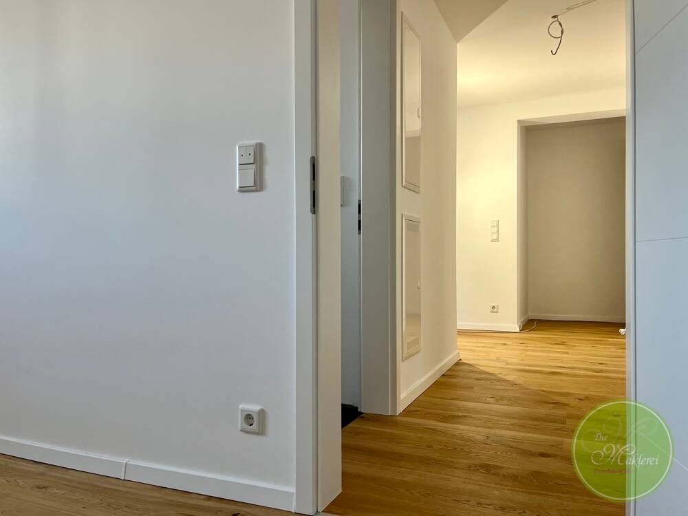 ** Moderner AltbauCharme ** frisch Saniert ** nahe Wiesengrund ** Balkon ** 3 Zimmer ** ca. 73 qm ** – Fürth – Vorschaubild 4
