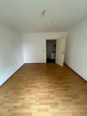 FREIE 1-Zimmer-Wohnung in zentraler Lage mit Balkon, Lübeck St. Lorenz – 23558 Lübeck – Vorschaubild 4