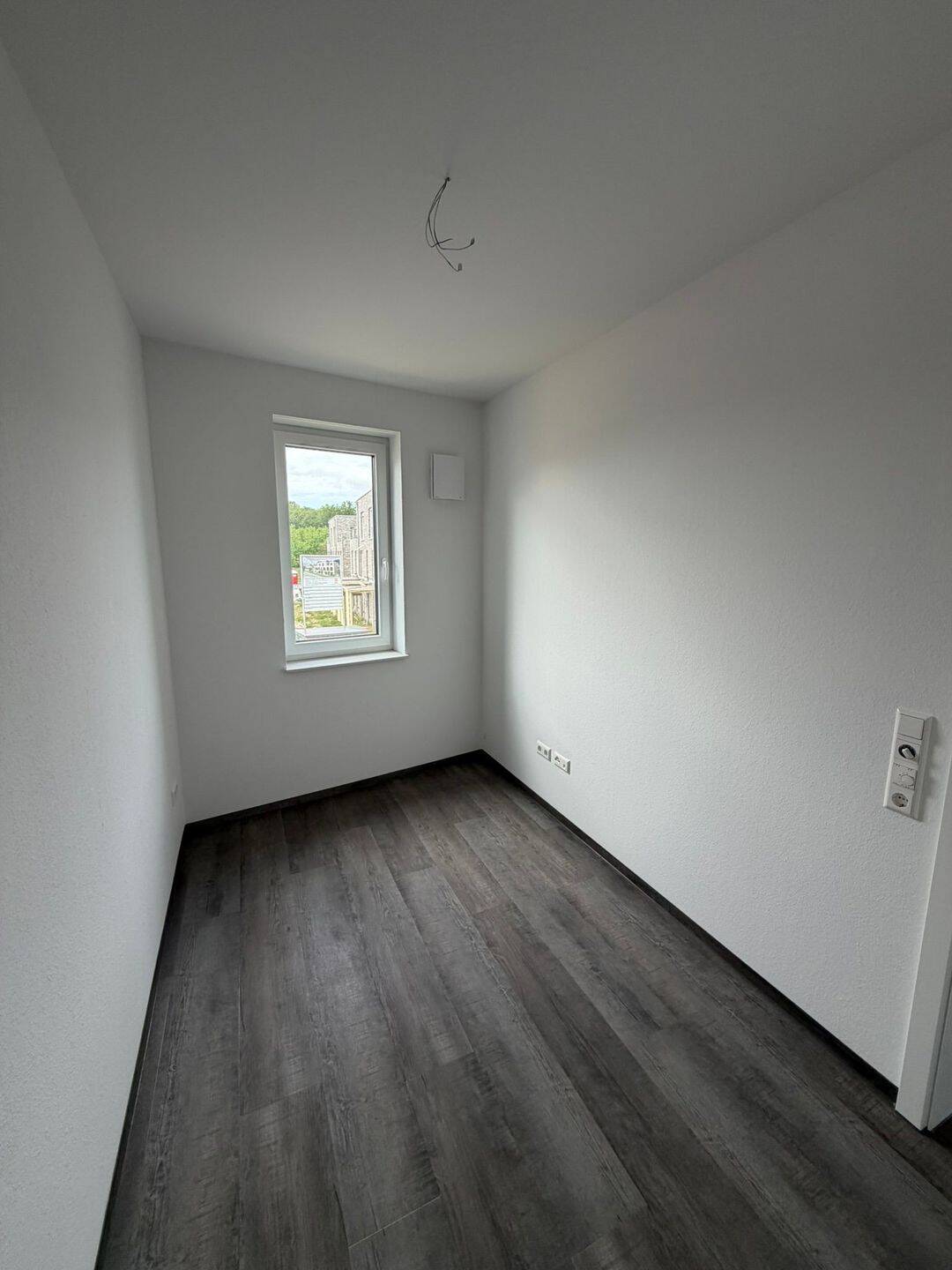 Lichtdurchflutete 3 Zimmer- Obergeschosswohnung mit Einbauküche in Osnabrück – Osnabrück – Vorschaubild 8