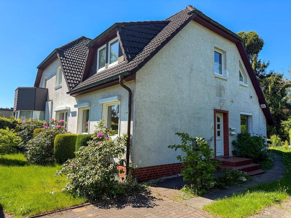 Junges Mehrfamilienhaus bereits aufgeteilt perfekt für Ihr Portfolio oder die Eigennutzung