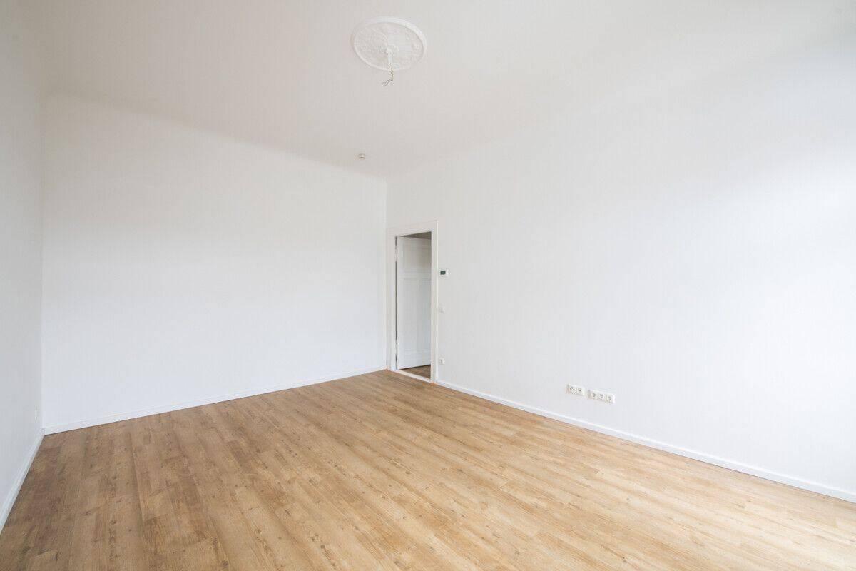 Attraktives Apartment: Bezugsfreie Wohnung, modernes Tageslicht-Badezimmer, lichtdurchflutet & hell – Berlin – Vorschaubild 7