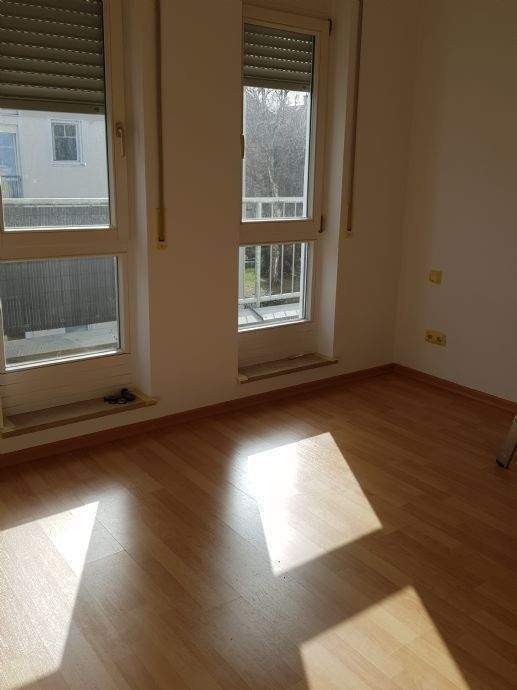 Lichtdurchflutete sonnige 2-R-Terrassenwohng. in ruhiger grüner Lage von Dresden-Cotta – Dresden – Vorschaubild 7