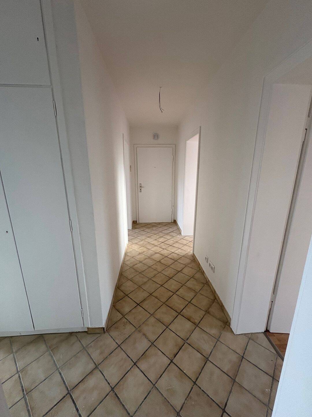renovierte 3,5 Raum Wohnung mit Balkon in Bochum Leithe – Bochum – Vorschaubild 5