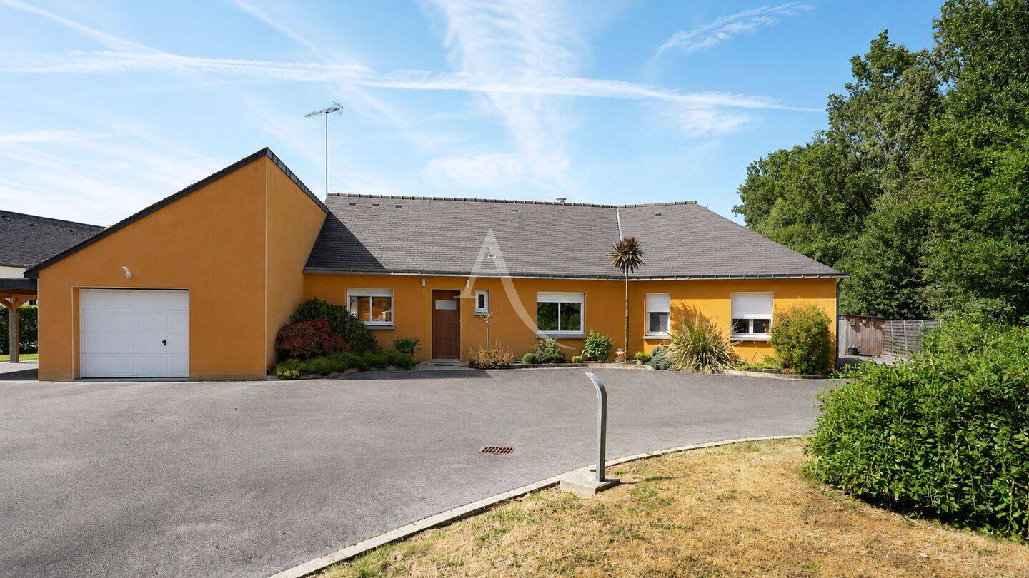 Maison 6 pièces 164 m² · à Campénéac · 164 m² · 369 000 €