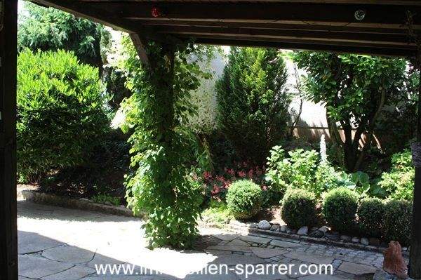 Ein- oder Zweifamilienhaus mit schönem eingewachsenem Garten, Sauna, und Garage in Neunkirchen – Weiden in der Oberpfalz – Vorschaubild 4