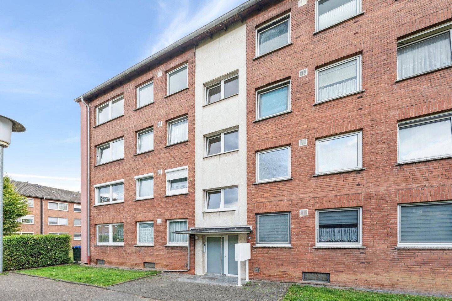 Kapitalanleger aufgepasst! Attraktiv vermietete 3-Zimmer-ETW mit Balkon in Krefeld