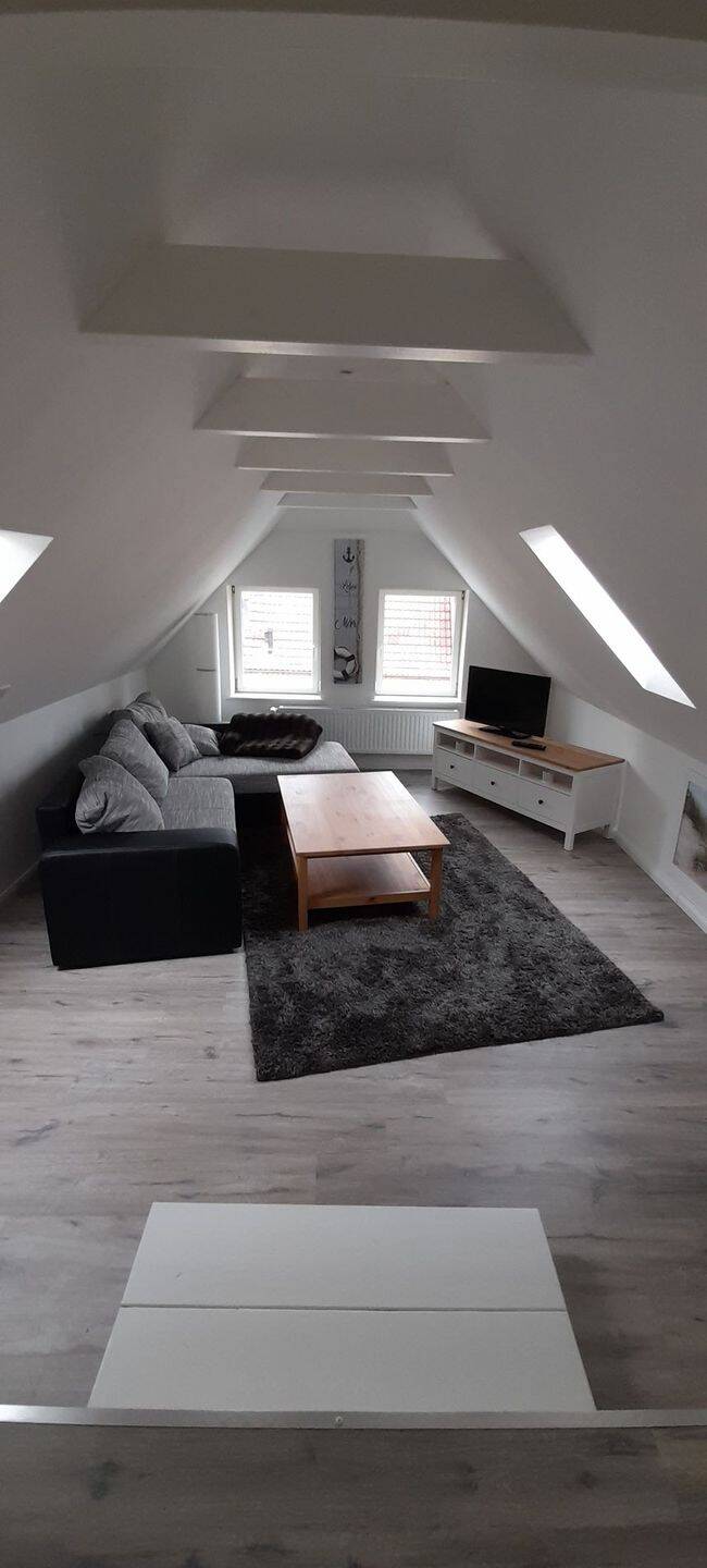 Gemütliche 2-Zimmer-OG-Wohnung mit kleiner Dachterrasse im Herzen von Tönning