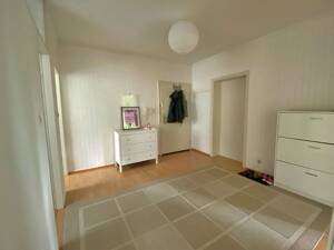 Helle und groß geschnittene 2-Zimmer-Wohnung in idyllischer Umgebung – 65195 Wiesbaden – Vorschaubild 3
