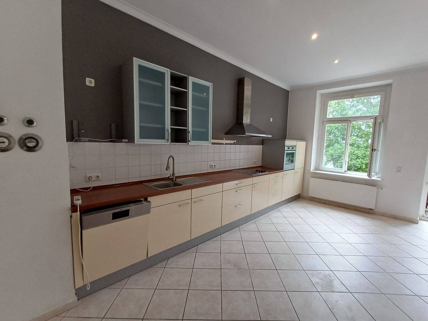 BEZUGSFREIE, Großzügige 3-Zimmer-Wohnung mit 115 m² Wohnkomfort im Leipziger Süden – Leipzig – Vorschaubild 5