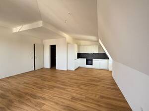 NEU! Große 2-RW mit ca. 63 qm und top Aussattung ** Balkon + EBK und mehr...! – 1159 Dresden – Vorschaubild 2