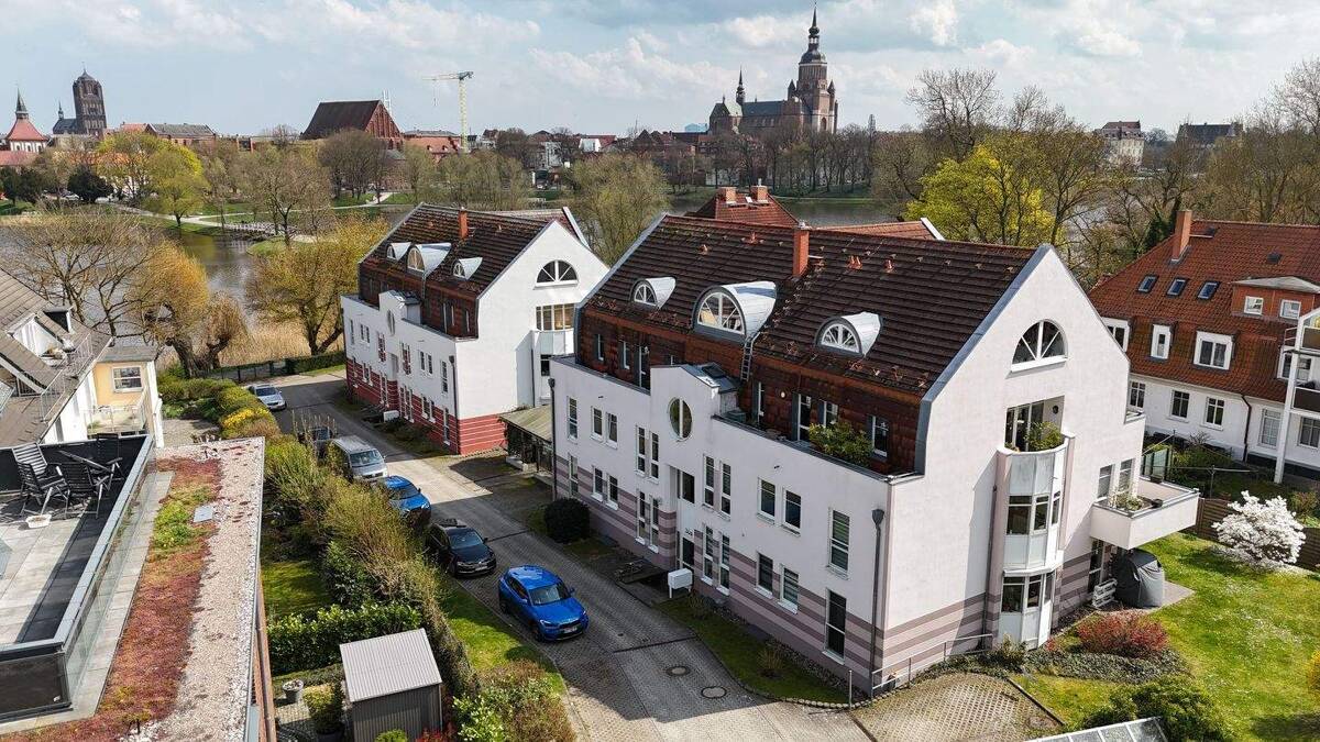 Moderne 3-Zimmer-Wohnung mit Wohlfühlcharakter – 18437 Stralsund – Bild 1 von 9