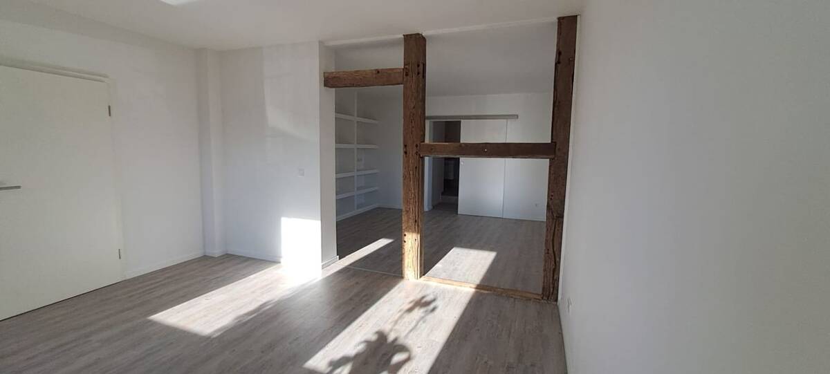 Stylishes Apartment 55 m² mit historischem Fachwerkdetail und modernster Ausstattung – 33739 Bielefeld – Bild 1 von 7
