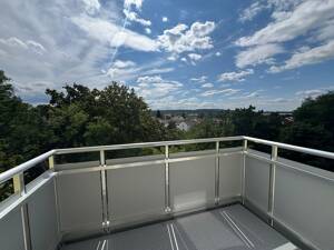 HEGERICH: Wohnen über den Dächern von Fürth - helle 2-Zimmer-Wohnung – 90766 Fürth – Vorschaubild 4