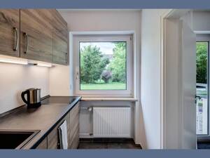 Möbliert: Toll geschnittene Wohnung mit schönem Bad – 81539 München – Vorschaubild 6