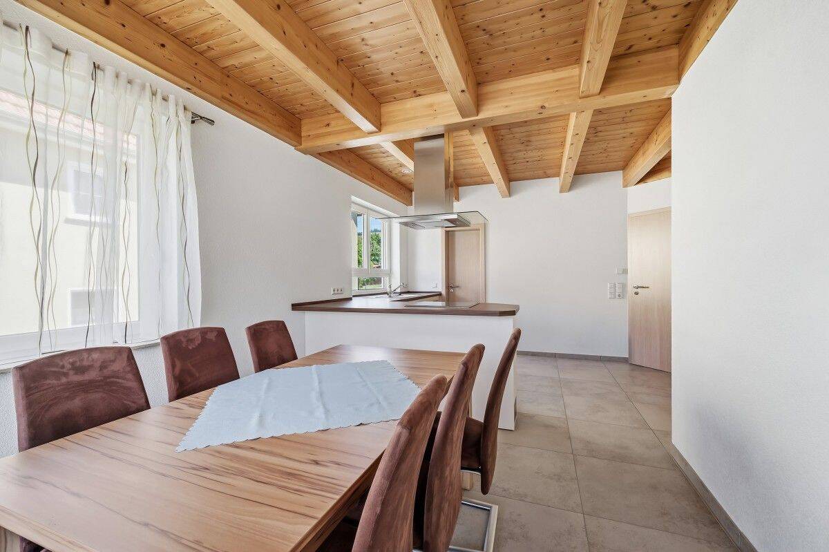 Traumhaftes, neuwertiges Einfamilienhaus in ruhiger Lage von Bisingen-Zimmern! – Bisingen – Vorschaubild 9