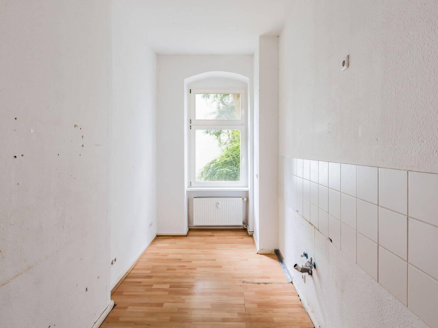 Charmante 1-Zimmer-Altbauwohnung nahe Boxhagener Platz – Berlin – Vorschaubild 3