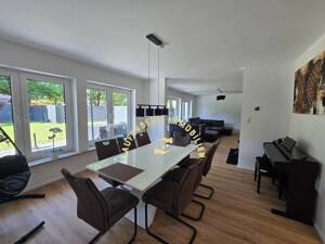 Platz für Visionen: Reihenendhaus mit hochwertiger Sanierung und Ausbaukonzept für 3 Wohneinheiten – 53119 Bonn – Vorschaubild 7