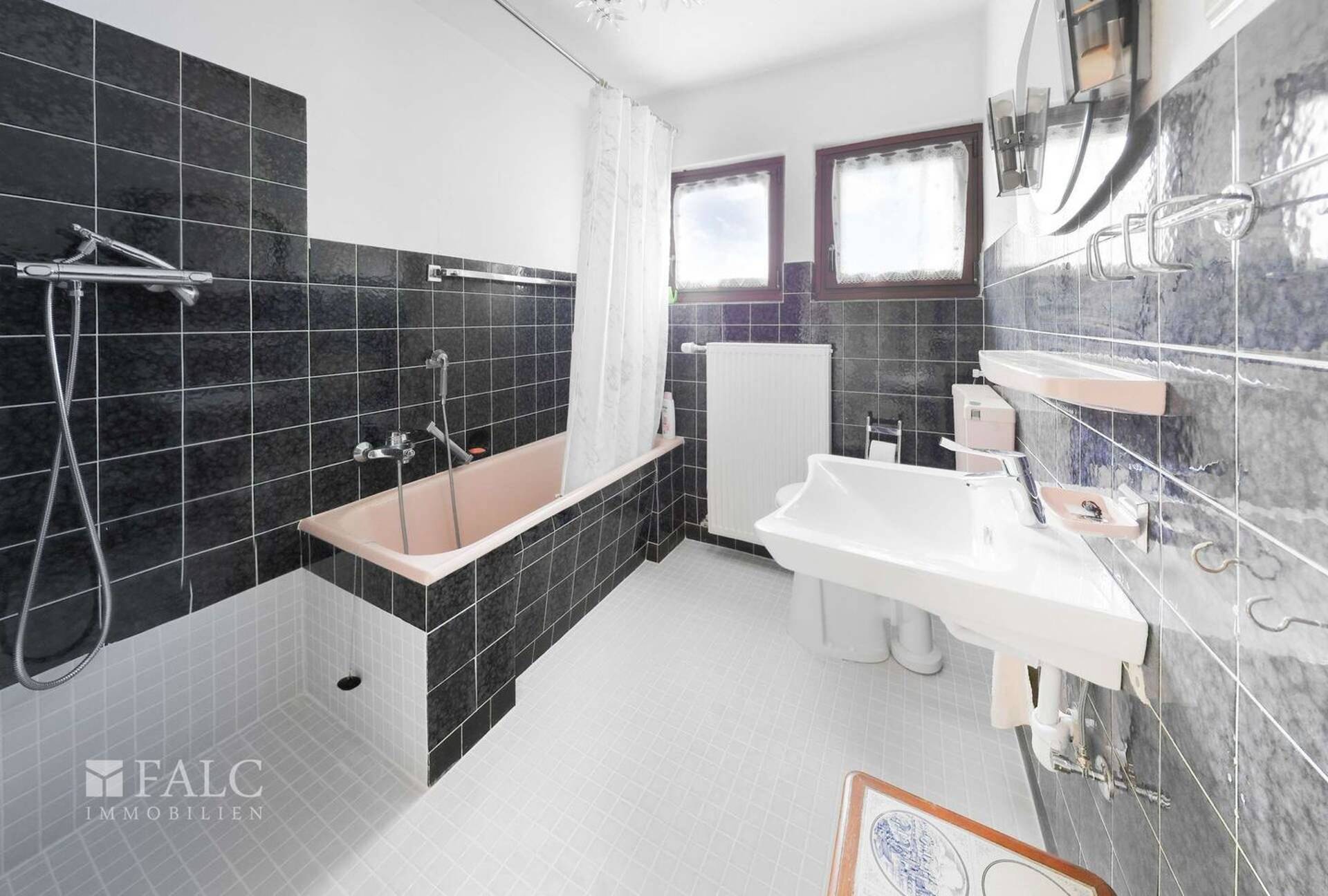 Haus in 53819 Neunkirchen-Seelscheid mit 147 m² kaufen