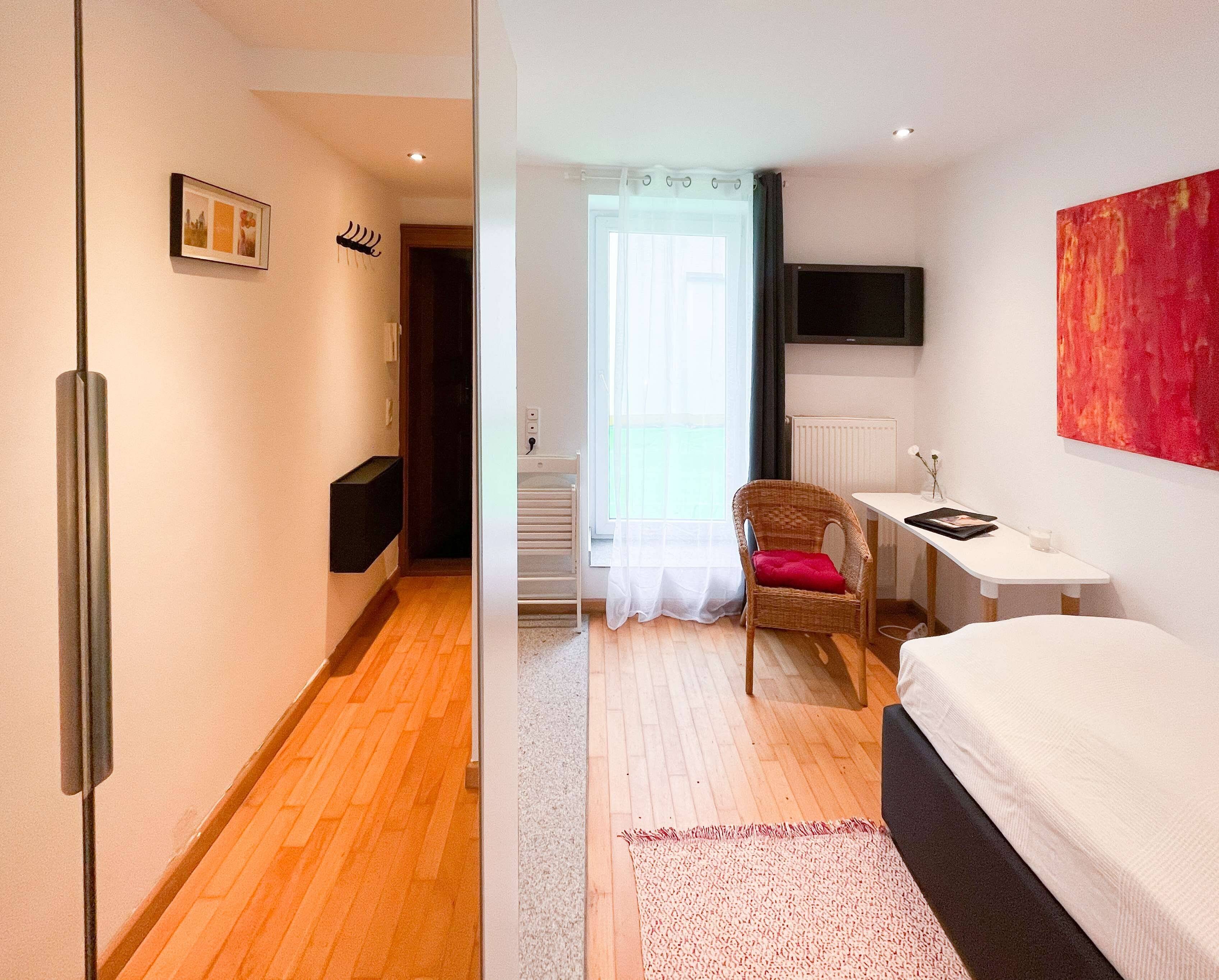 Relax - Studio mit Terrasse am Hauptbahnhof – Aachen – Vorschaubild 5