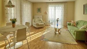 Stilvolle möblierte 3-Zimmer-Wohnung in Dresden / Striesen