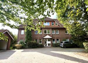 Helle Obergeschosswohnung mit Balkon in zentraler Lage von Westerstede!