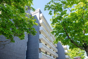 Attraktives Investment in der City-West: Studio-Apartment nahe Ku'damm I Balkon I Aufzug I provisionsfrei – 10709 Berlin – Vorschaubild 2