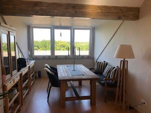 Modernisierte 2,5-Zimmer-Wohnung mit Balkon und Einbauküche in Bonn