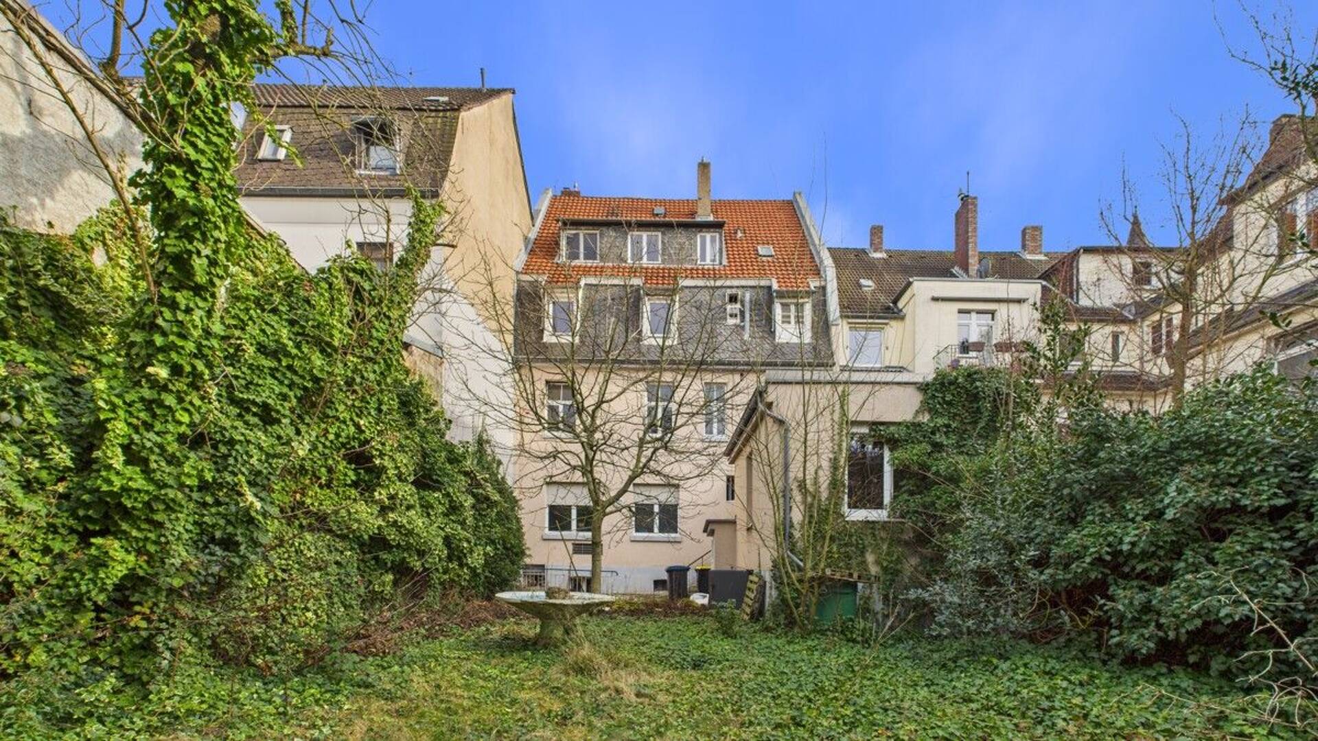 Mehrfamilienhaus in 50735 Köln mit 538 m² kaufen