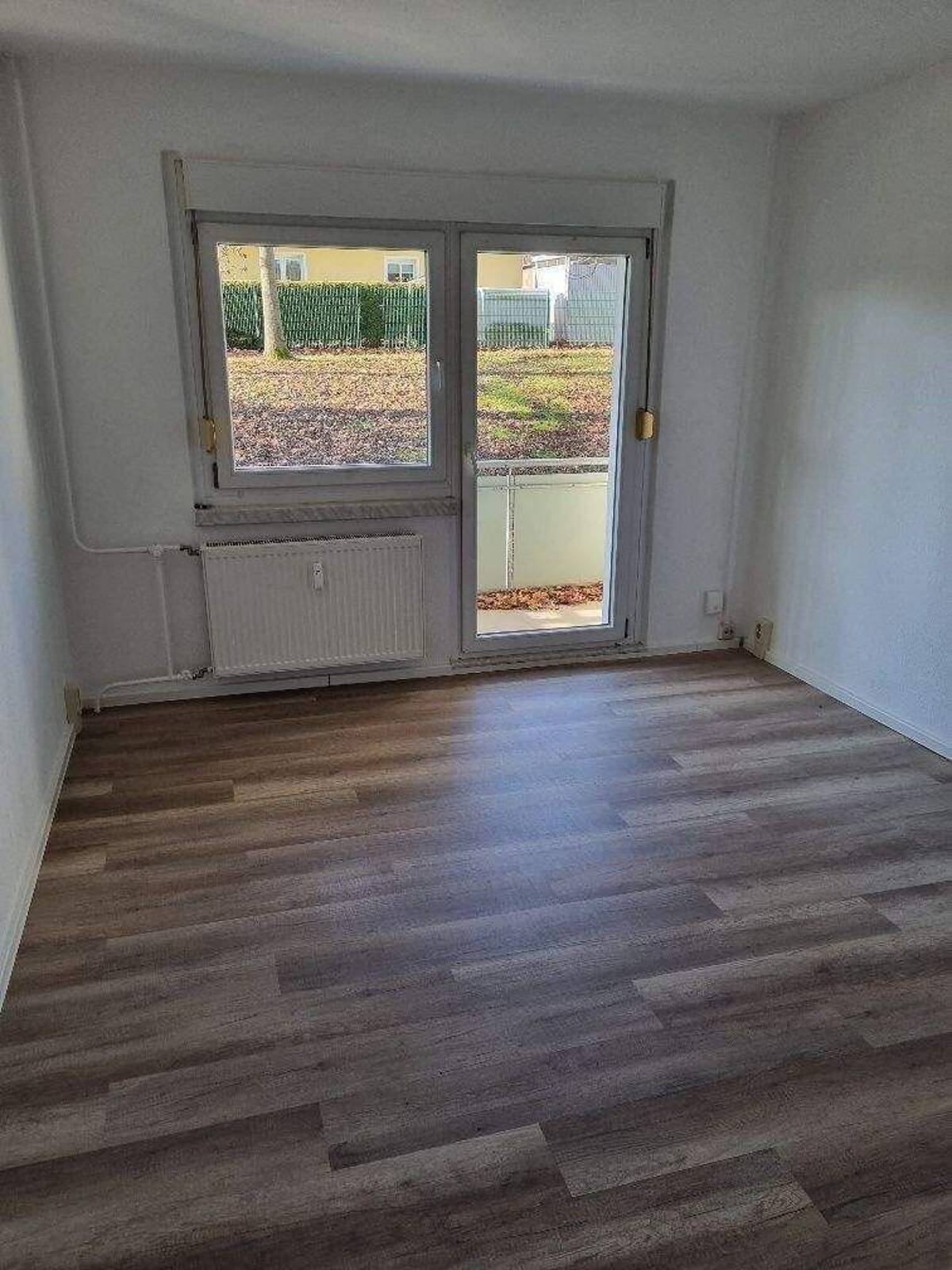 Kleine 2 Raumwohnung mit EBK zum Wohlfühlen – 9123 Chemnitz – Bild 1 von 4