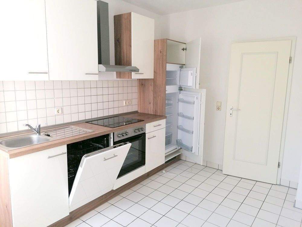 !! Einbauküche in 2-Zimmer-Wohnung mit Laminat in Chemnitz / Gablenz !! – Chemnitz – Vorschaubild 2