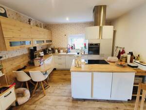 Stilvolles Einfamilienhaus und moderner Ausstattung auf großzügigem Grundstück und Außenpool – 28777 Bremen – Vorschaubild 2