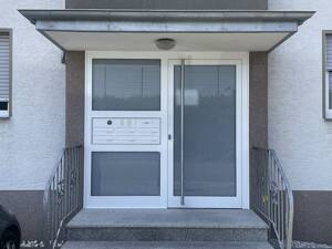 Attraktive Dachgeschosswohnung mit PKW Stellplatz in ruhiger Lage – 50997 Köln – Vorschaubild 4