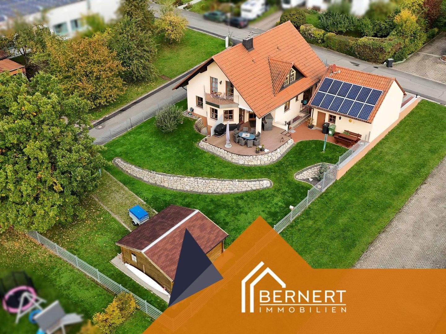Gemütliches Einfamilienhaus mit gepflegtem Garten in ruhiger Wohnlage – Redwitz an der Rodach – Bild 1 von 9