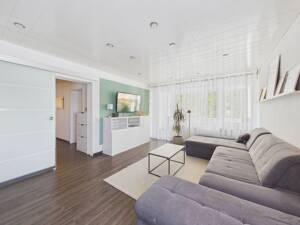 Modernisierte 3-Zimmer-Eigentumswohnung mit Balkon und neuer Gebäudetechnik in Heilbronn-Böckingen – 74080 Heilbronn – Vorschaubild 2