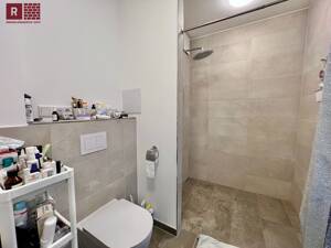 Urban wohnen am Osthafen - neuwertiges 1-Zimmer-Apartment mit Balkon & EBK – 60314 Frankfurt am Main – Vorschaubild 4