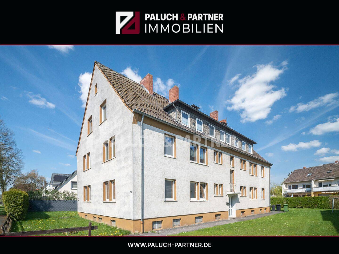 Solides Mehrfamilienhaus mit 9 Wohneinheiten im Soester Norden. – Soest – Bild 1 von 3
