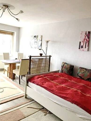 Komplett möblierte 1-Zimmer-Wohnung/offene Küche/ Balkon/ nur an eine Person ( weiblich) / Pauschalmiete 950,00 €/ ab 06.07.2026 bis 31.12.2026 – Hamburg – Vorschaubild 5