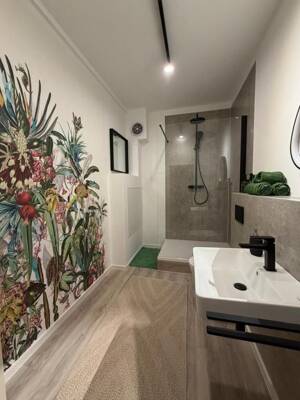 Großzügige 5-Zimmer-Wohnung in zentraler Lage von Oldenburg - ideal für WGs! – 26122 Oldenburg – Vorschaubild 7