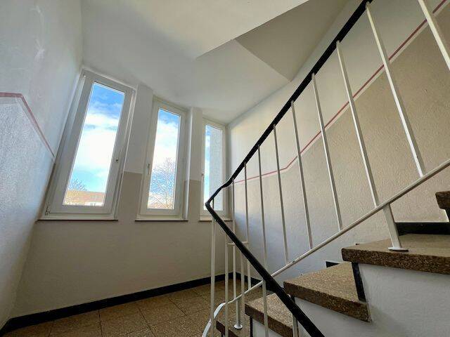 VERMIETETE ZWEI ZIMMER WOHNUNG MIT BALKON IM DRITTEN OG – Düsseldorf – Vorschaubild 8