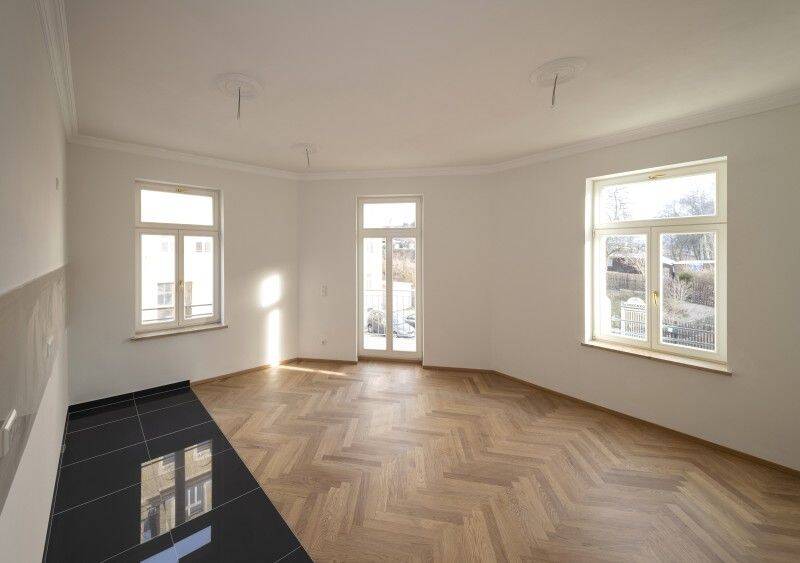 Helle 3-Zimmer-Wohnung im sanierten Altbau mit Loggia, Fußbodenheizung und Parkett! – Chemnitz – Vorschaubild 7