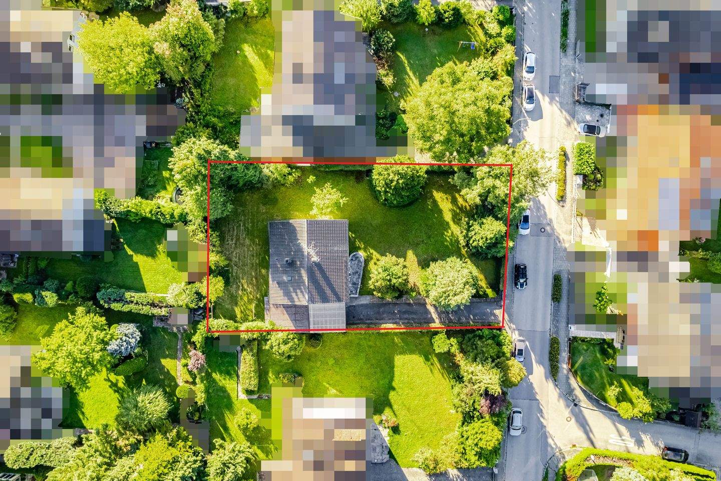 Großes Grundstück mit ca. 1.121 m² und Altbestand – Vaterstetten – Bild 1 von 9