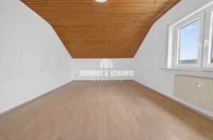 Charmante Dachgeschosswohnung mit großer Garage und Gartenanteil – 68794 Oberhausen-Rheinhausen – Vorschaubild 4