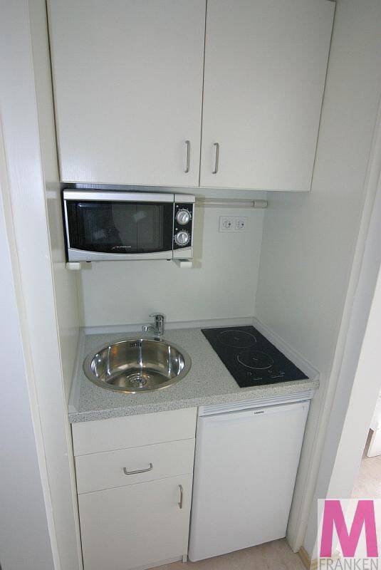 Helles und schön möbliertes Apartment in Nürnberg