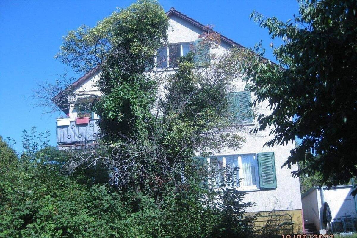 3-Familienhaus in Stuttgart-Vaihingen – 70569 Stuttgart – Bild 1 von 9