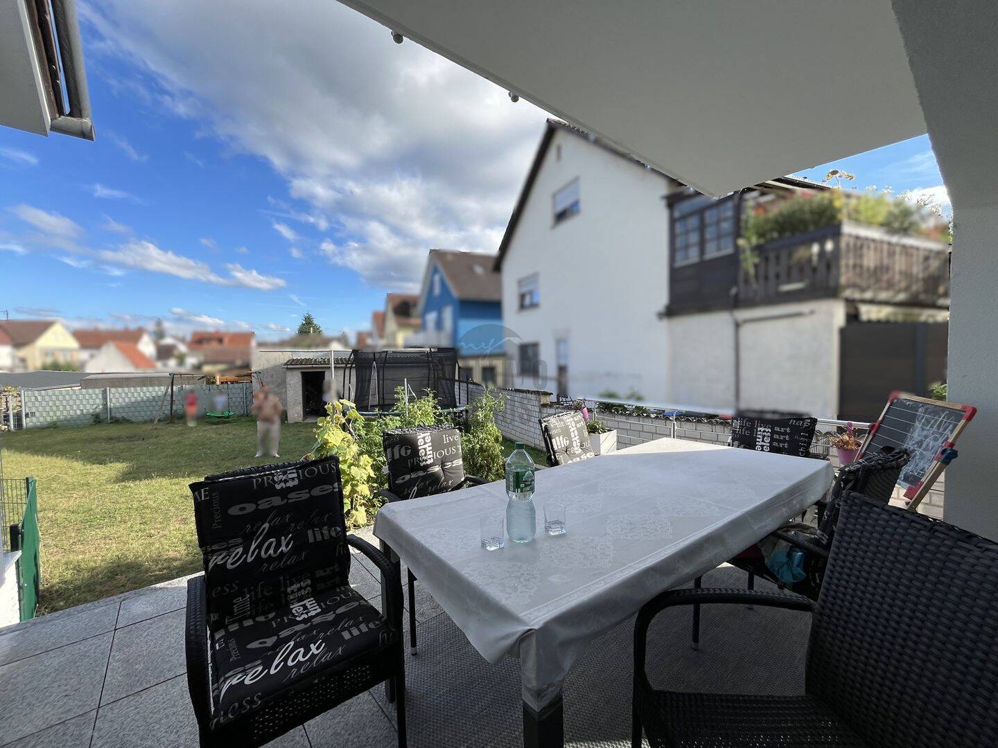 ATTRAKTIVES 2-3 FAMILIENHAUS MIT GARTEN, TERRASSEN & BALKON IN TOP-LAGE! – Karlsruhe – Vorschaubild 3
